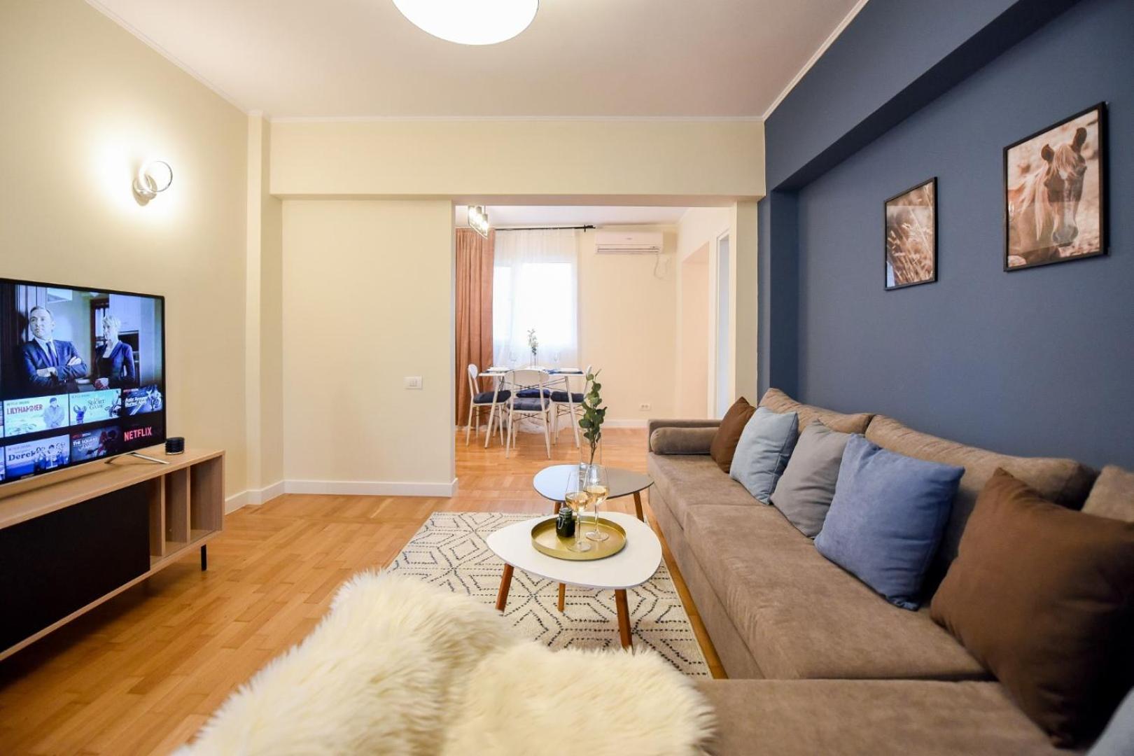 City Living At Its Best - Spacious 2 Bedroom Apartment On Calea Victoriei Букурещ Екстериор снимка